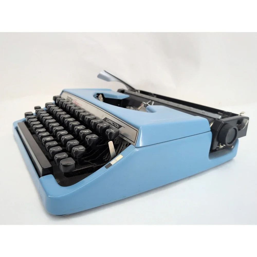 Vintage Brother Charger 11 Portable Typewriter Blue  Made in Japan